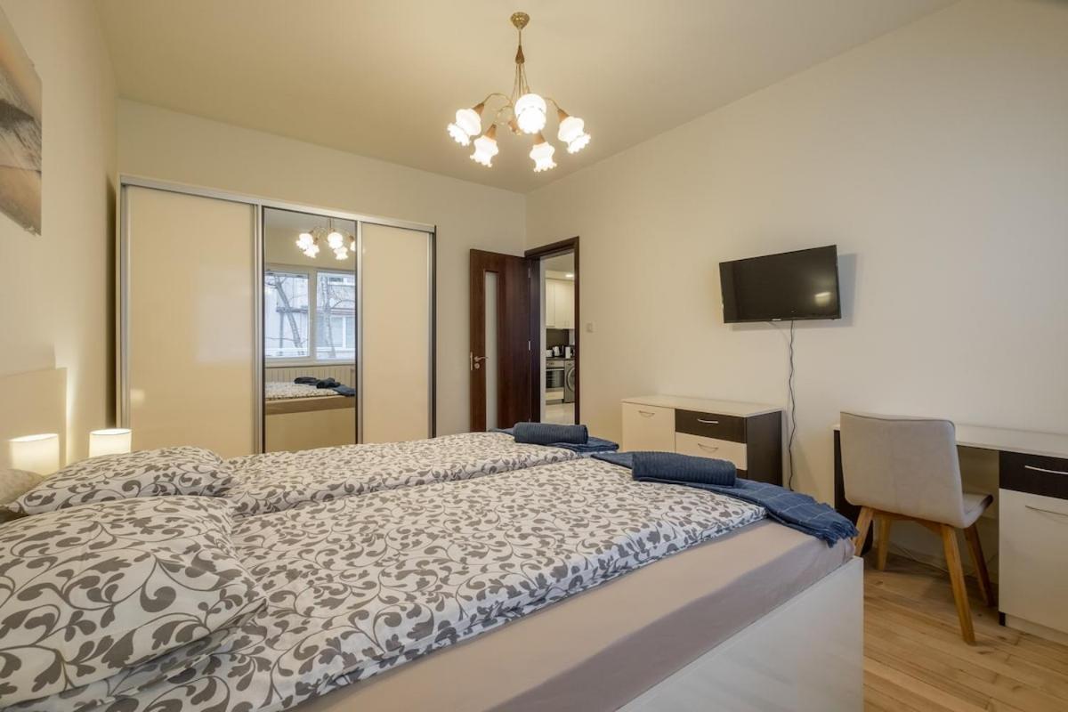 Stylish Center Flat 100m To Vitosha Blvd * Sofya