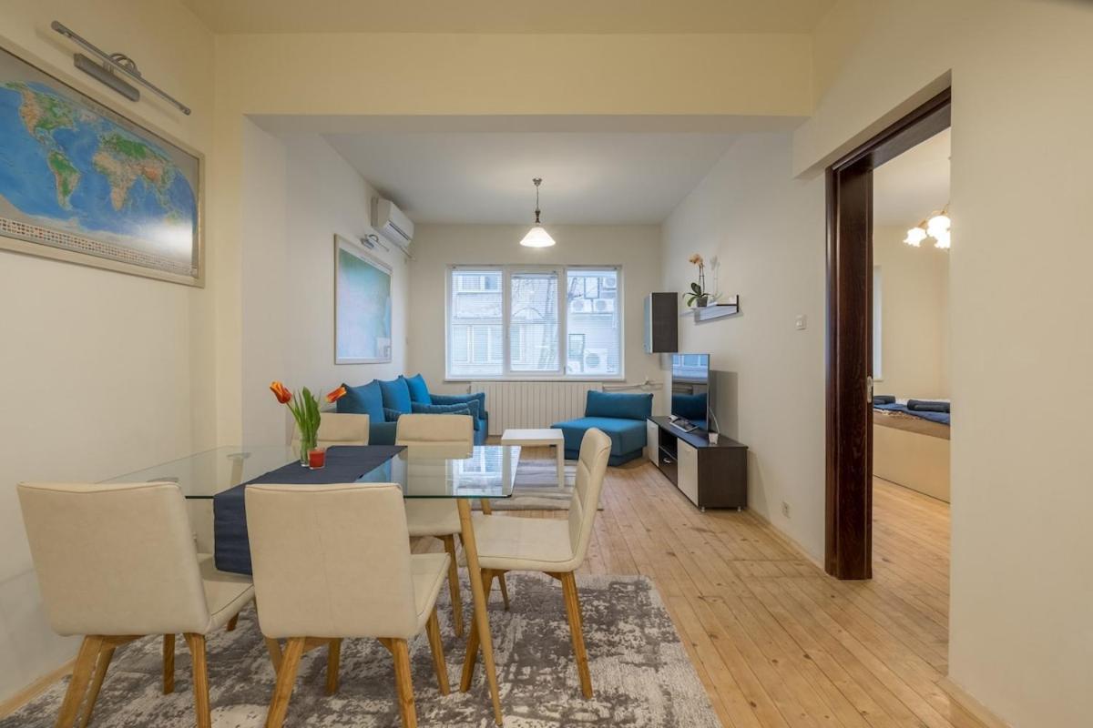 Stylish Center Flat 100m To Vitosha Blvd Daire Sofya